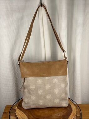 Relic Tan Cream Crossbody Shoulder Bag - Boho - Summer - EUC